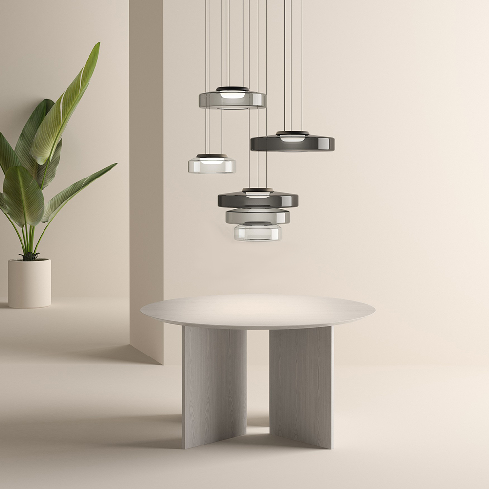 Moderne Deckenlampe mit getöntem Glasdesign