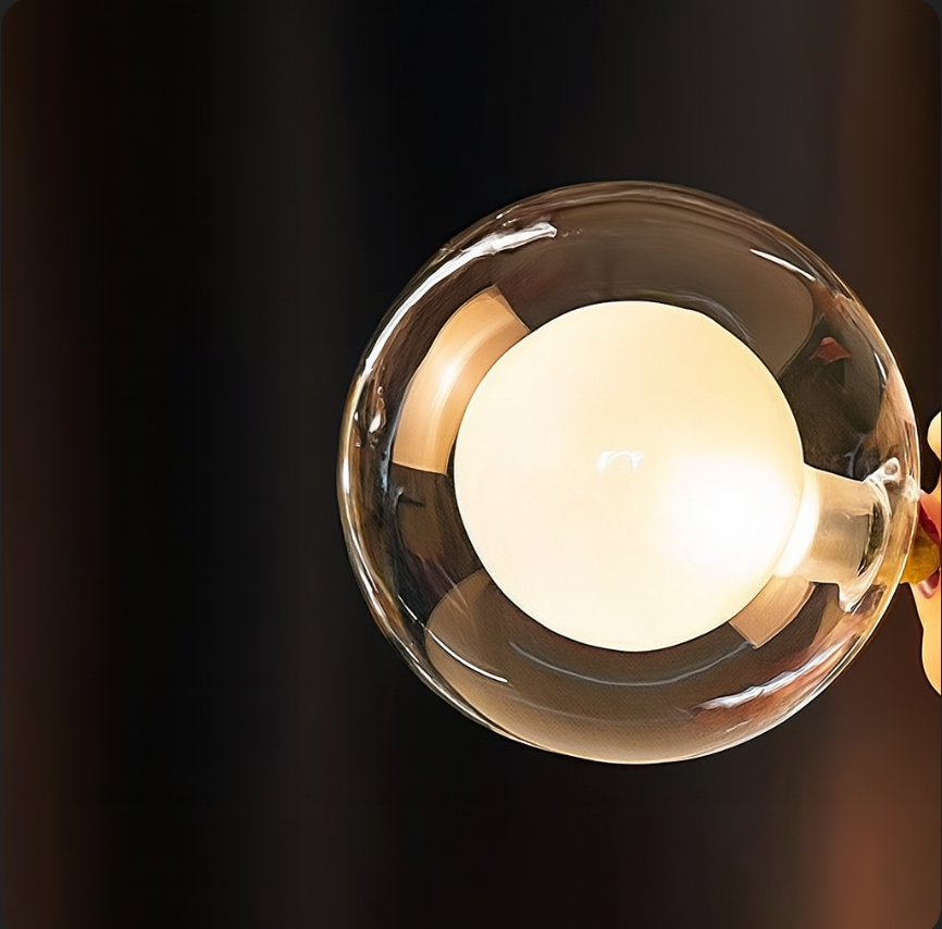 Figurale Tischlampe mit Kaugummiblasen-Licht