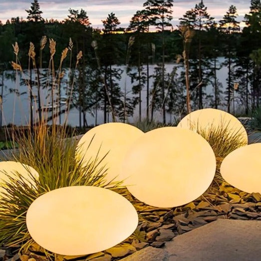 Solar Gartenleuchte Stein-Design – Warmes LED Licht für Außen