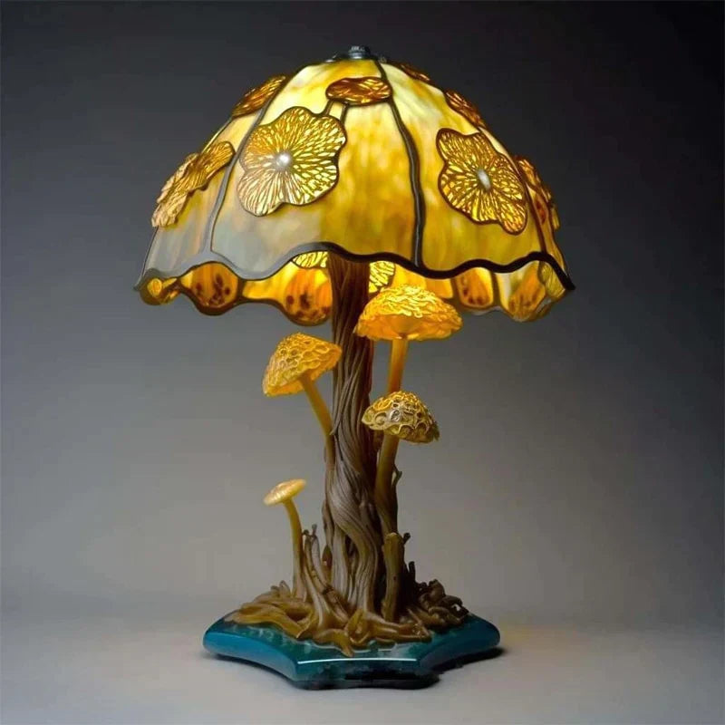 Bunte Pilz-Tischlampe mit floraler Glaskunst