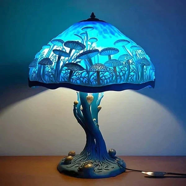Bunte Pilz-Tischlampe mit floraler Glaskunst