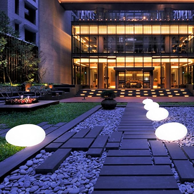 Solar Gartenleuchte Stein-Design – Warmes LED Licht für Außen