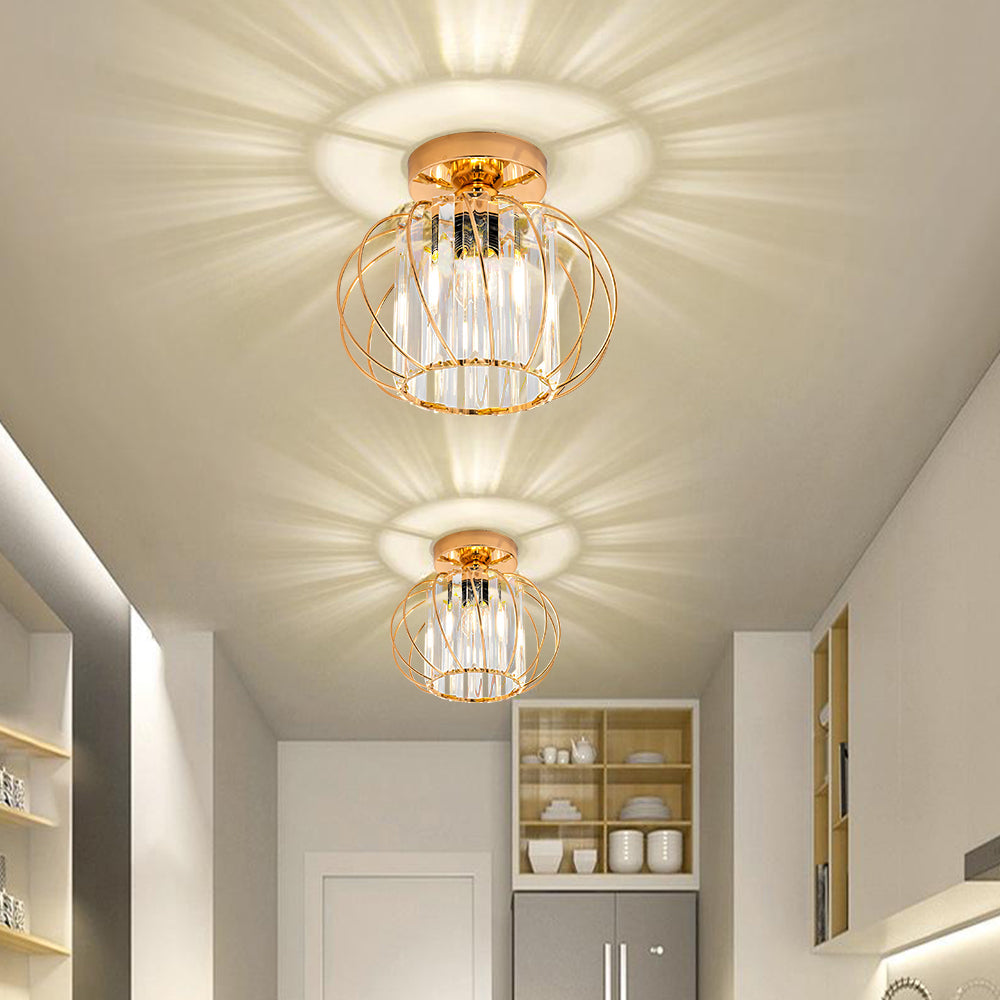 Deckenlampe mit Kristalleffekt und Metallrahmen