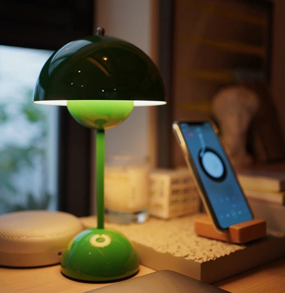 Pilz Tischlampe im Retro-Design