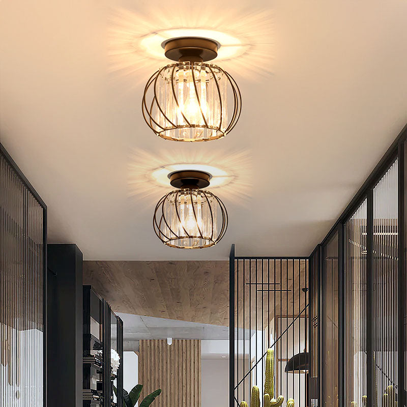 Deckenlampe mit Kristalleffekt und Metallrahmen
